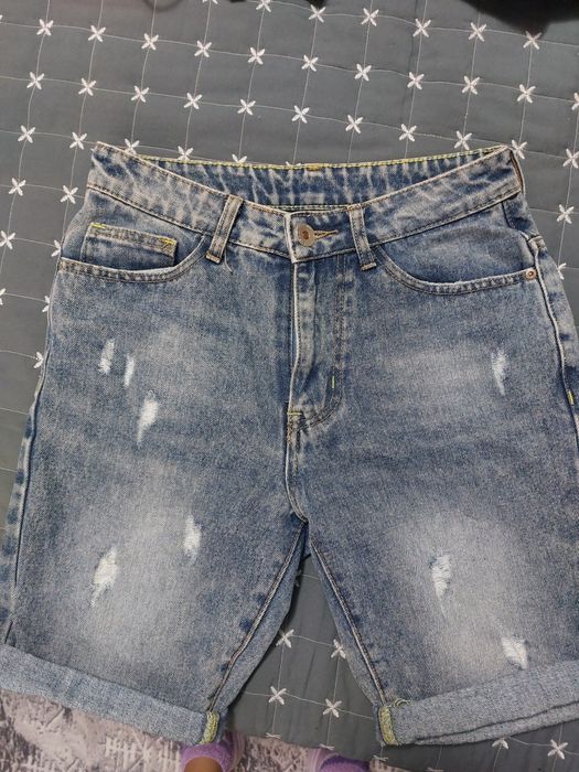 Уникални къси дънки за тинейджър