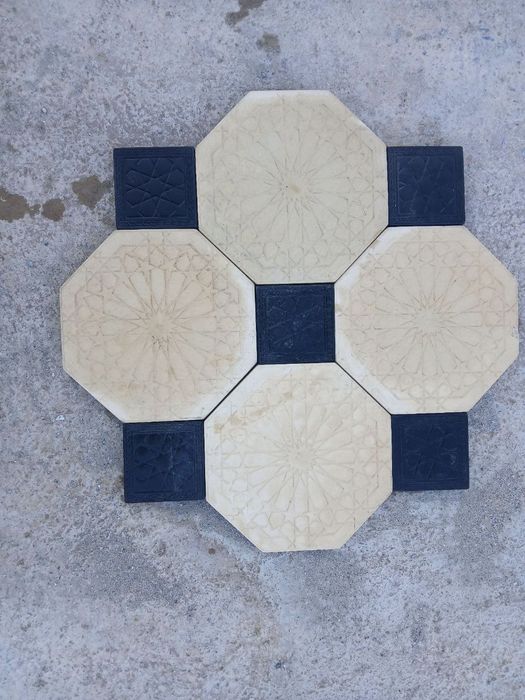 Брусчатка сотилади.Арзон жойидан