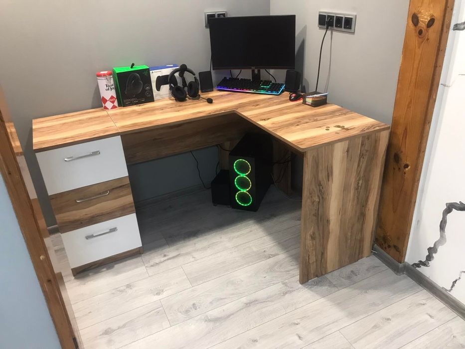 Мебели по поръчка