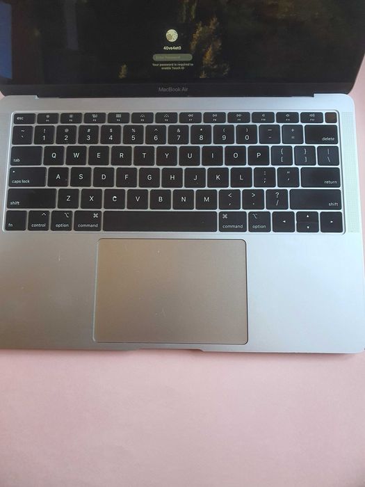 Apple MacBook Air A1932 (2019)