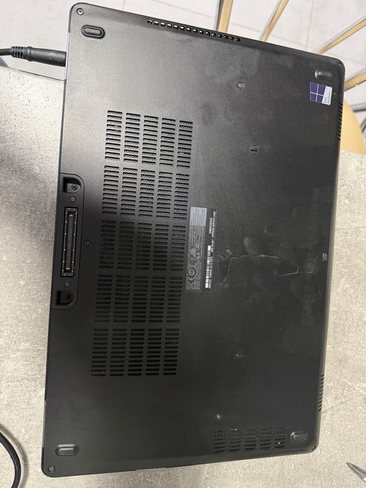 Dell latitude E5570 cu procesor i5 -6300u