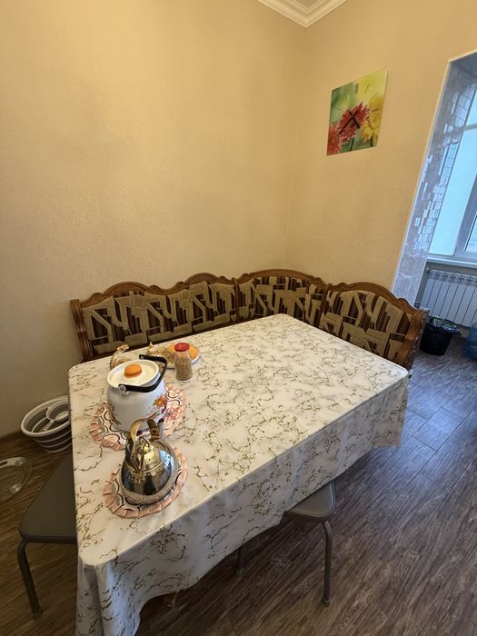 кухонный стол со стульями