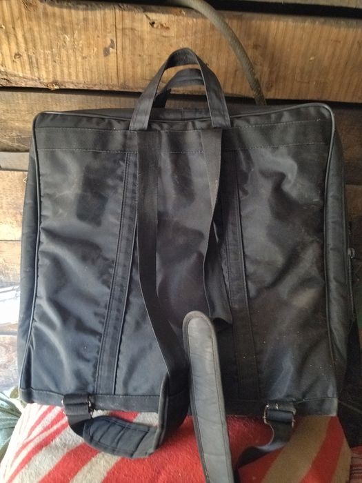 Сумка дорожная крепкая