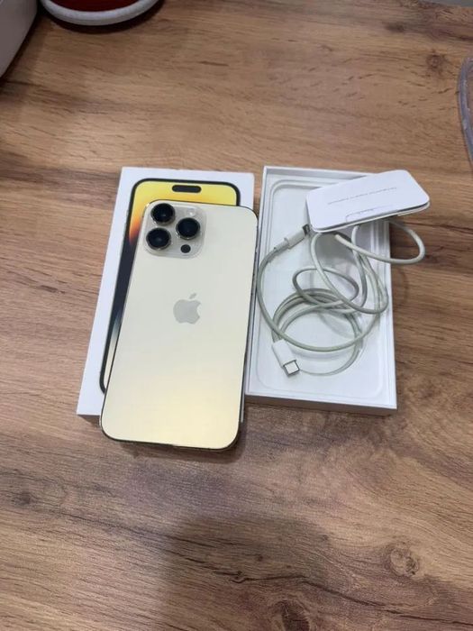 Продам iPhone 14 Pro айфон 14 про