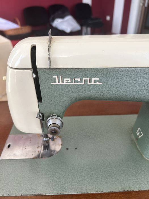 Masina de cusut Ileana 1970