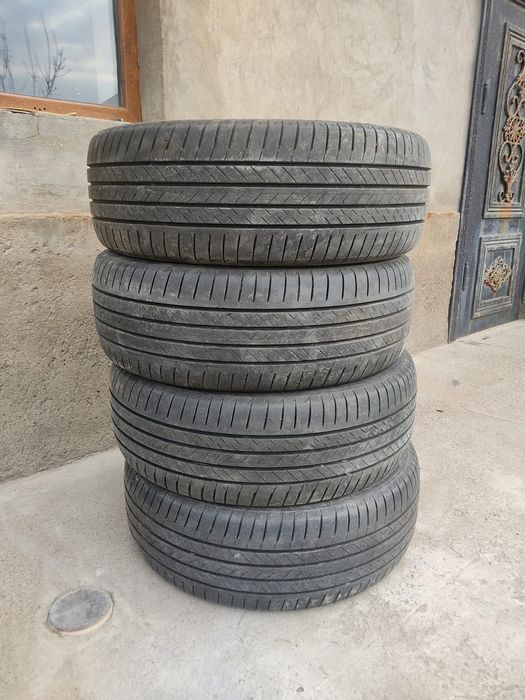 Автошины Bridgestone в отличном состоянии