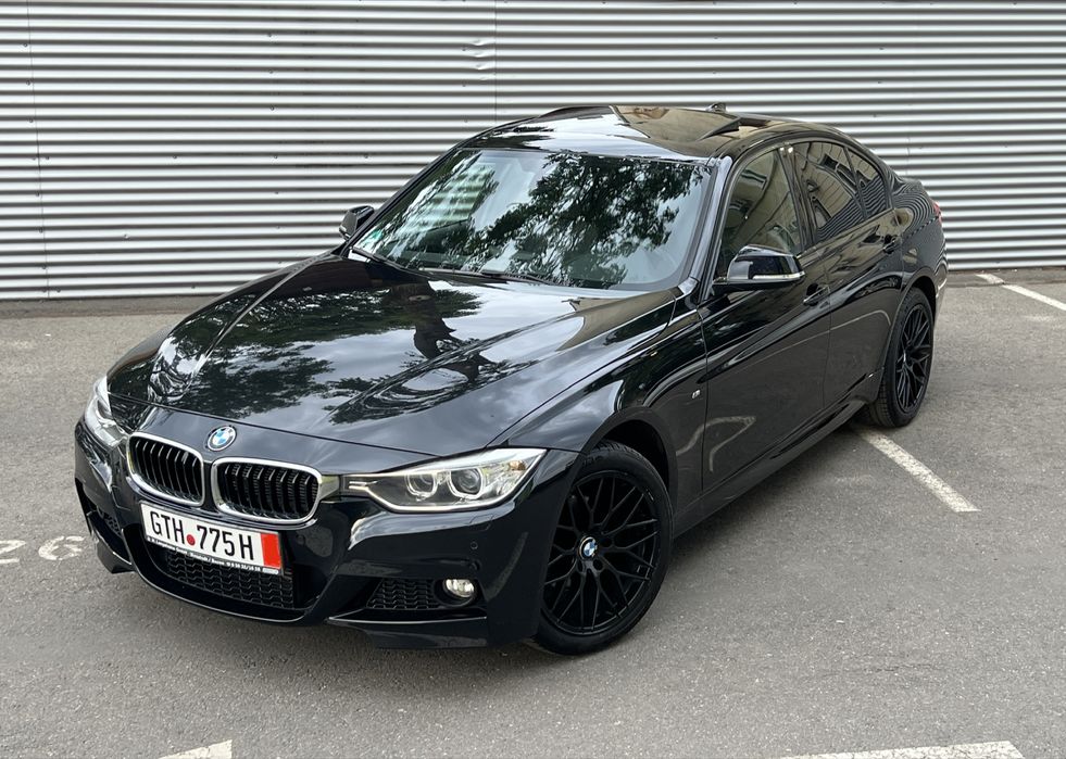 BMW F30// M Pachet //320D/ Head Up/ Trapa / Navi Mare NBT/ Hi-Fi / Istoric Complet