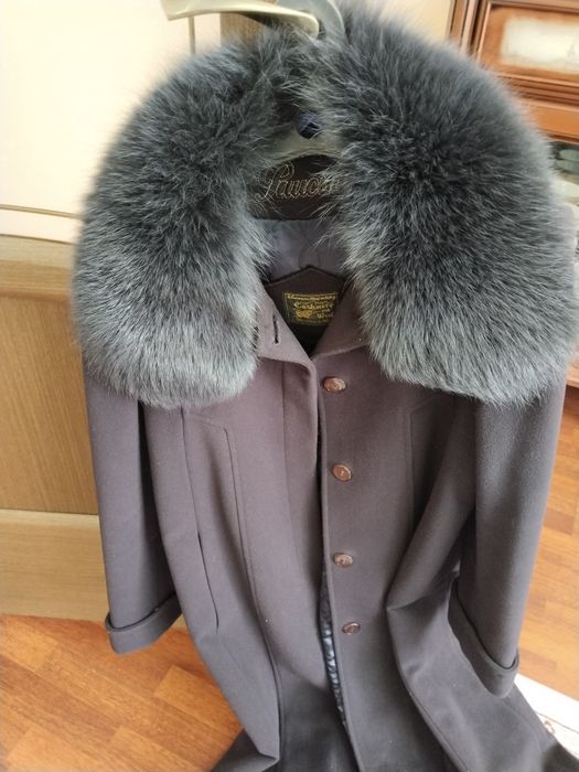 Продам пальто турецкий кашемир воротник из ламы