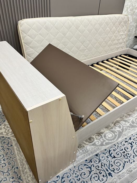 Кровать односпальная