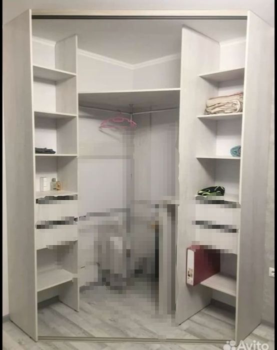 Комплект. Спальни гарнитур сотилади + компьютерный стол