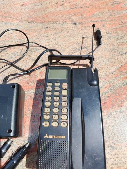 Telefon mobil din 1989