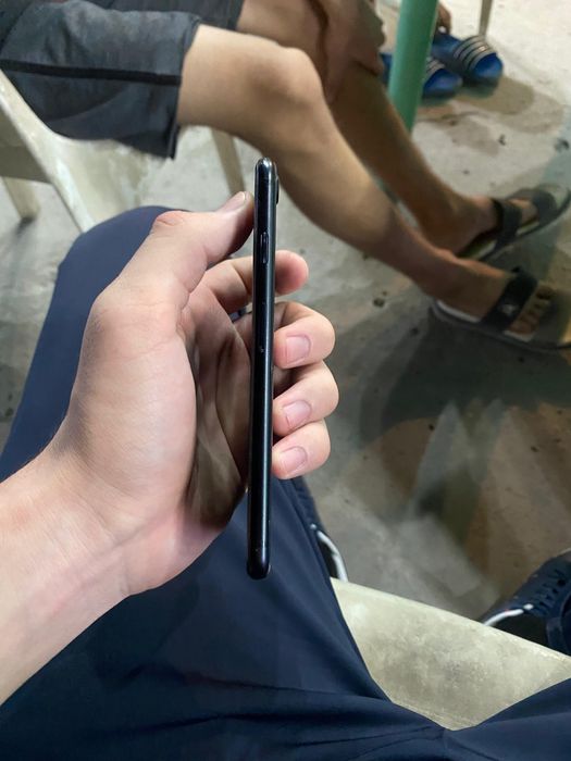 iPhone SE 2020 обмен