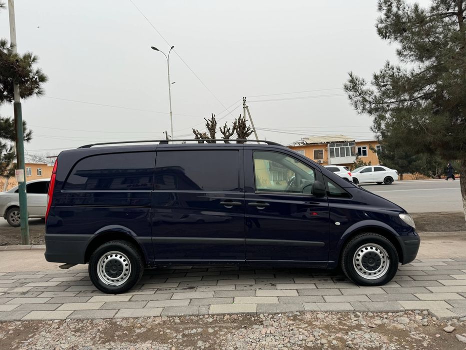 Mersedes Vito sotiladi