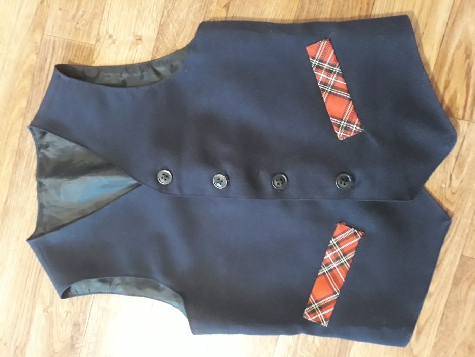 Жилетка гимназии 3