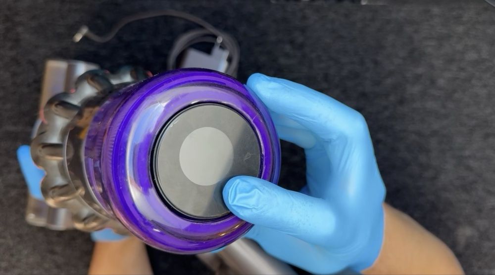 Reparatii aspiratoare DYSON | Baterie, motor, perie | Bucuresti