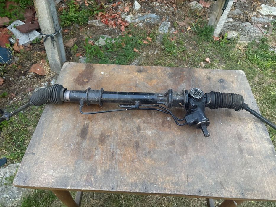 Кормилна рейка и амортисьори за багажник