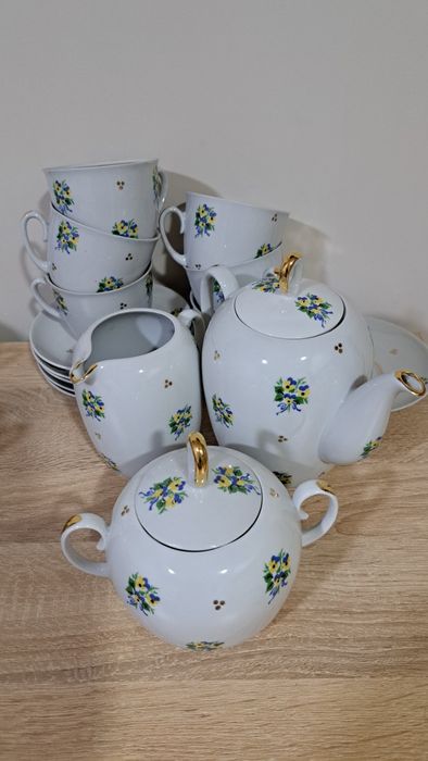 Красив руски сервиз за чай!