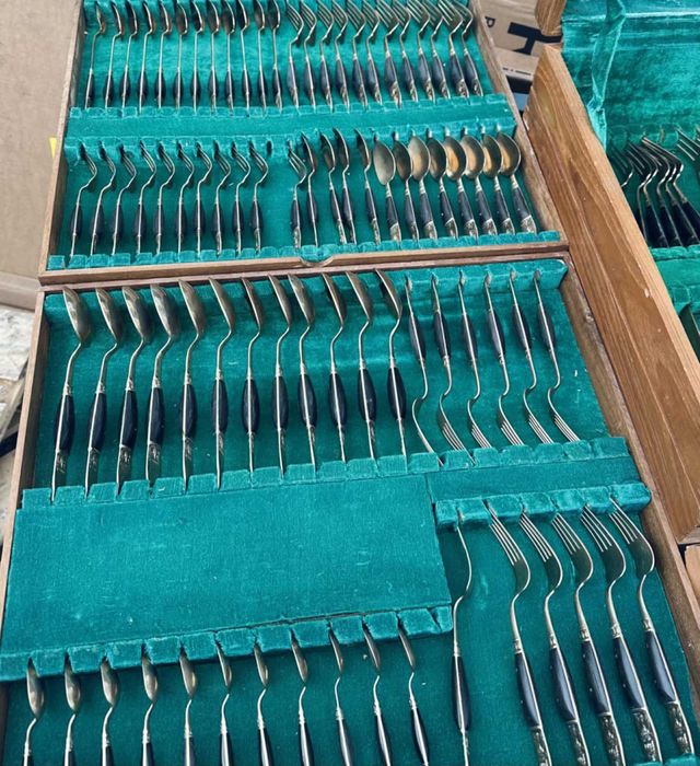 Бронзов голям антикварен сервиз