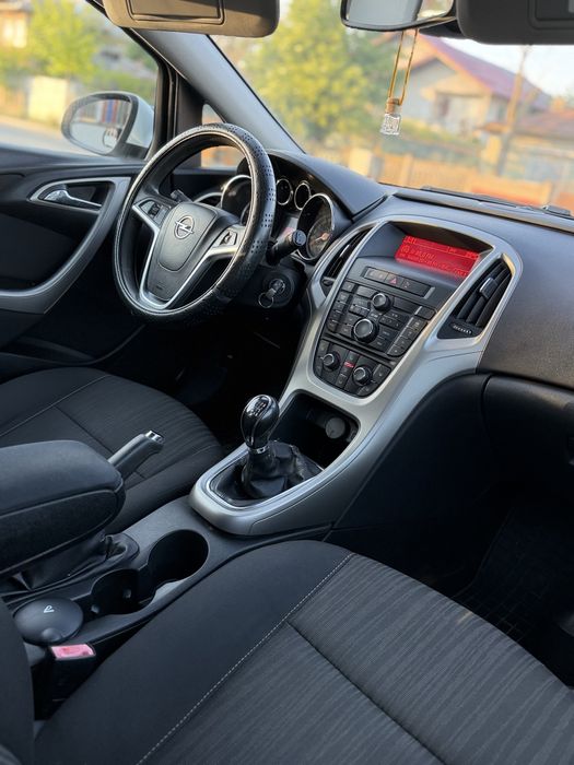 Opel astra J 1.7 CDTI