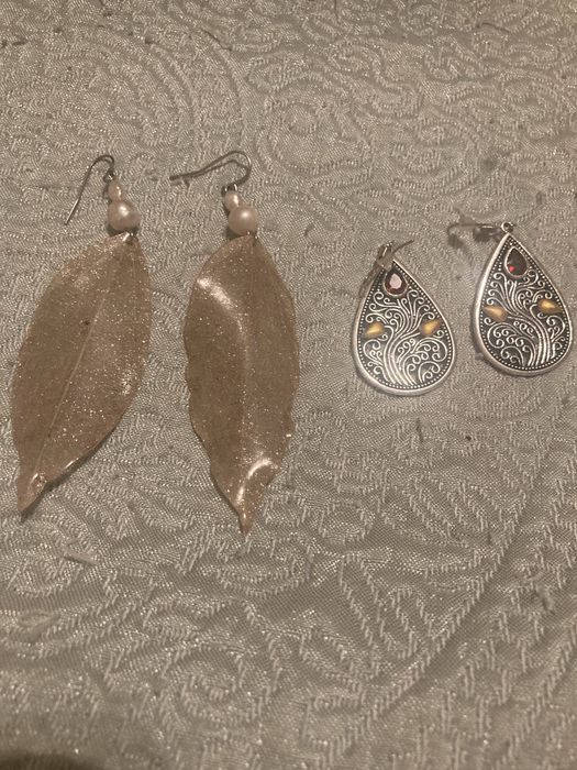 Обеци епоксидна смола