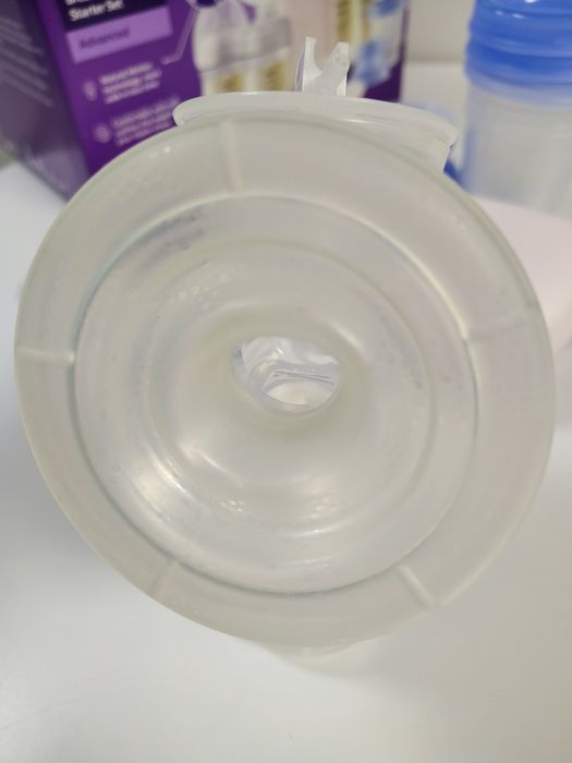 Pompa Avent Natural Motion + accesorii