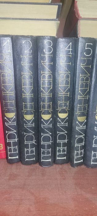 Продам много книг