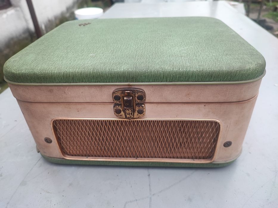 Ретро ролков магнетофон BRG Mambo