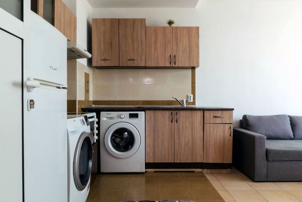 Продава се Двустаен апартамент в София, Люлин 7 - 42 кв.м за 2977 €/кв.м - Снимка #2