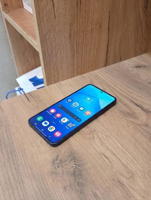 Samsung S25 256GB