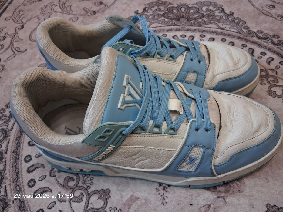 Louis Vuitton LV Trainer номер 44 ( 28.5 см.)

eu.louisvuitton.com
 +1
