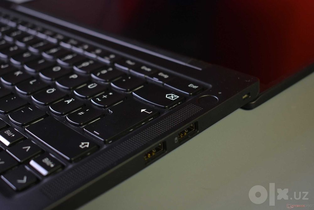 Lenovo ThinkPad T14s G6 (Snapdragon)