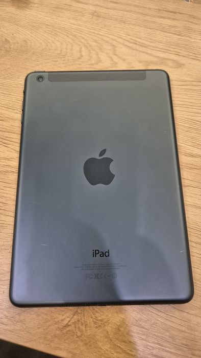 Ipad mini 2  celular  64 gb
