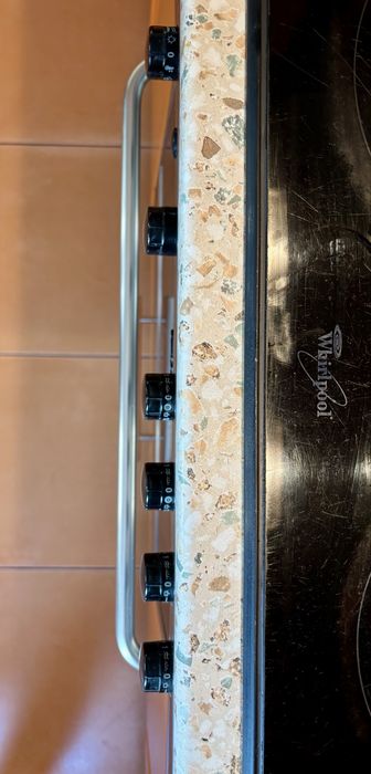 Whirlpool фурна за вграждане и котлони