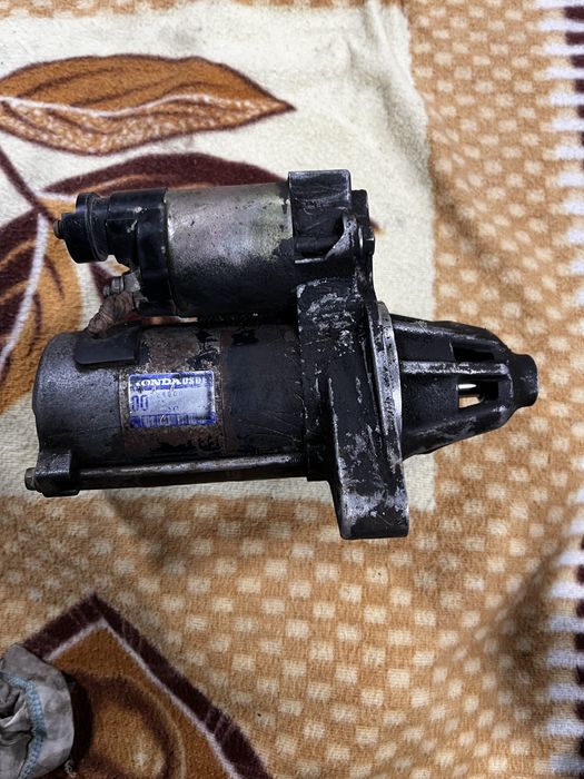 Гениратор, стойки, стартер, амартезаторы