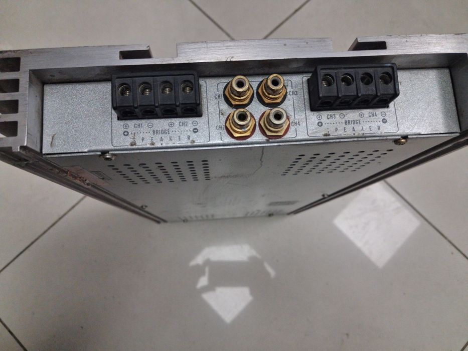 Продам Усилитель звука