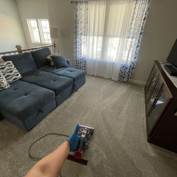 Профессиональная химчистка мебели и ковров — FAYZ