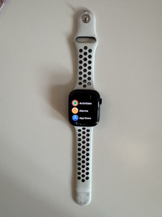 Apple Watch Series 7 – 44 mm