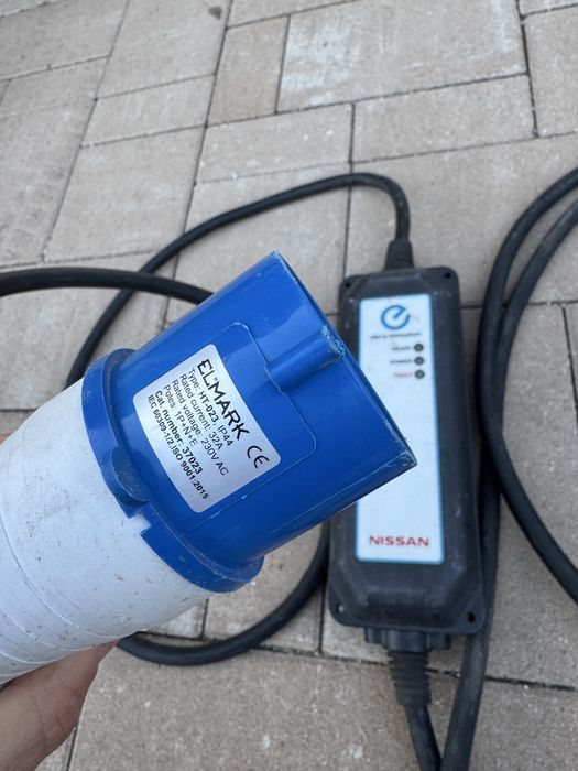 Зарядно за електромобил 7 kw Type 1 + Type 2