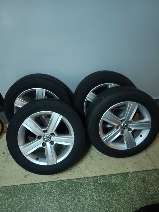 Set 4 jante aliaj cu anvelope de vara 205/55 R16 /6.5JX 16