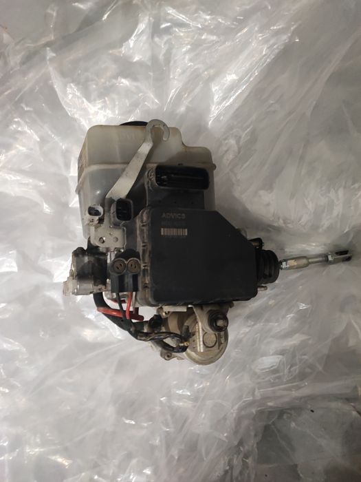 Главный тормозной цилиндр крузак 200