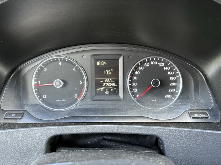 Vw T5 2012 2.0tdi 3locuri + marfa model lung