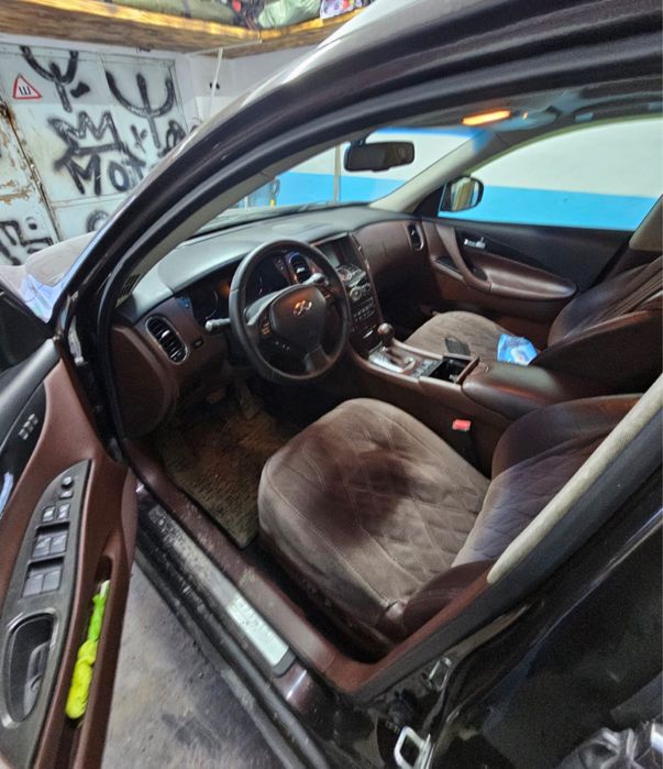 Продам автомобиль марки Infinity EX 35