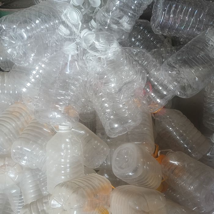 Продам баклашки чистые