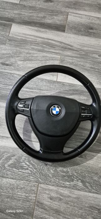 Vând volan piele bmw