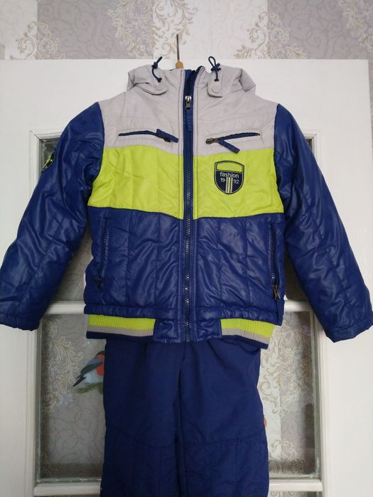 Продам детский комбинезон