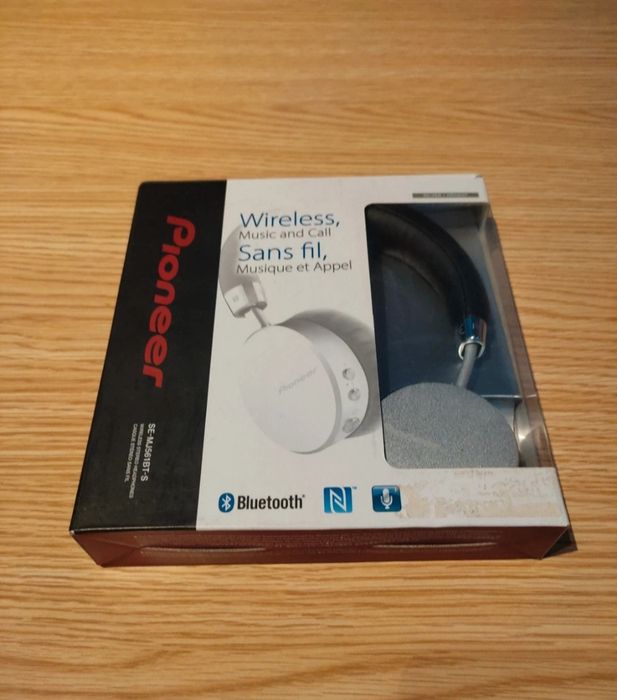 Căști Wireless Pioneer SE-MJ561BT-S – Bluetooth, NFC, Design Aluminiu.