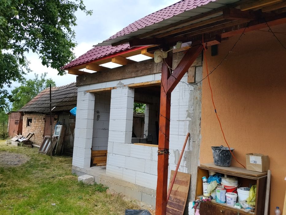 Casă de vânzare la țară