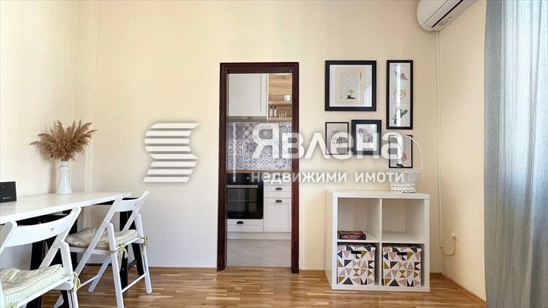 Продава се Къща в Поморие - 400 кв.м за 1200 €/кв.м - Снимка #4