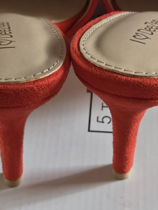 Sandale Dee Zee ,noi