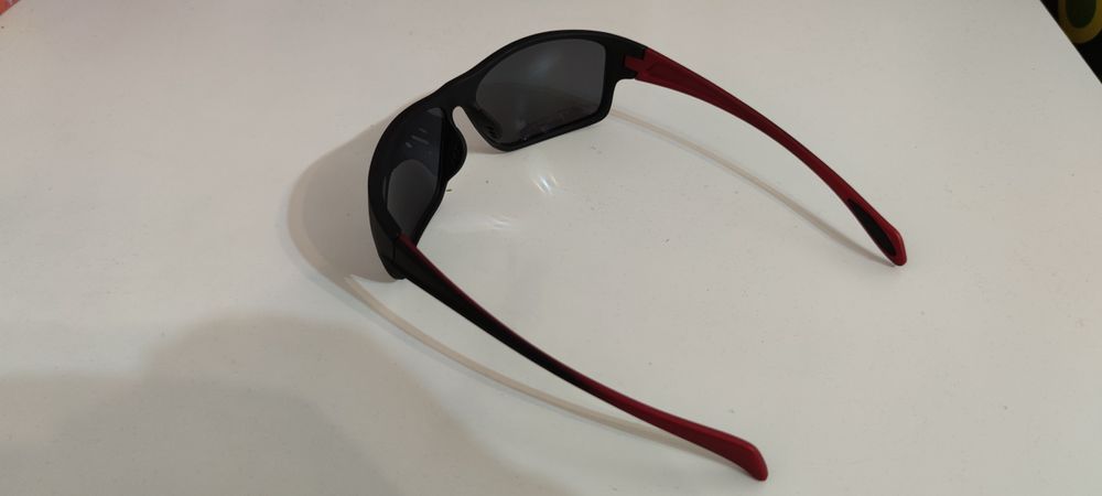 Vând ochelari de soare cat3